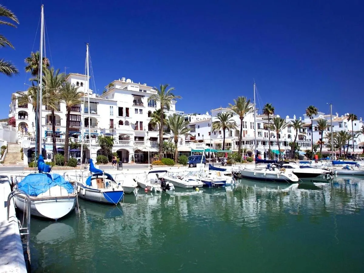 Spectacular 3 Bedroom Penthouse Apartment Casares Spain