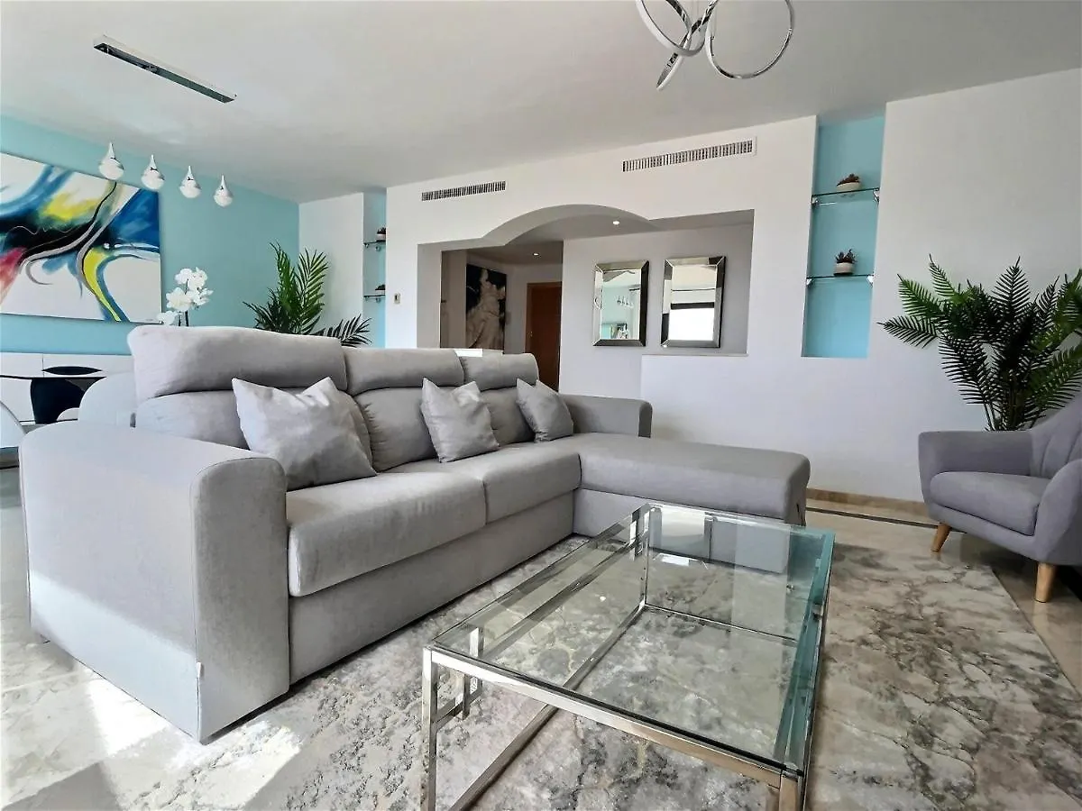 Spectacular 3 Bedroom Penthouse Apartment Casares
