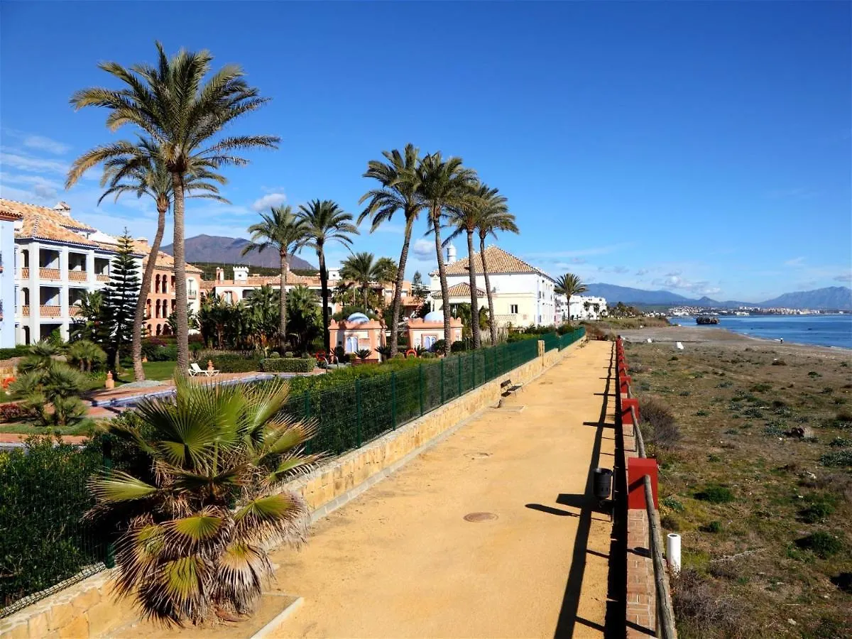 Spectacular 3 Bedroom Penthouse Apartment Casares