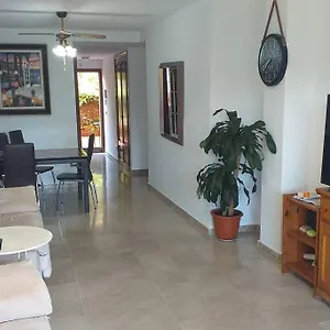 Apartamento Planta Baja Cerca De La Playa Costa, Casares