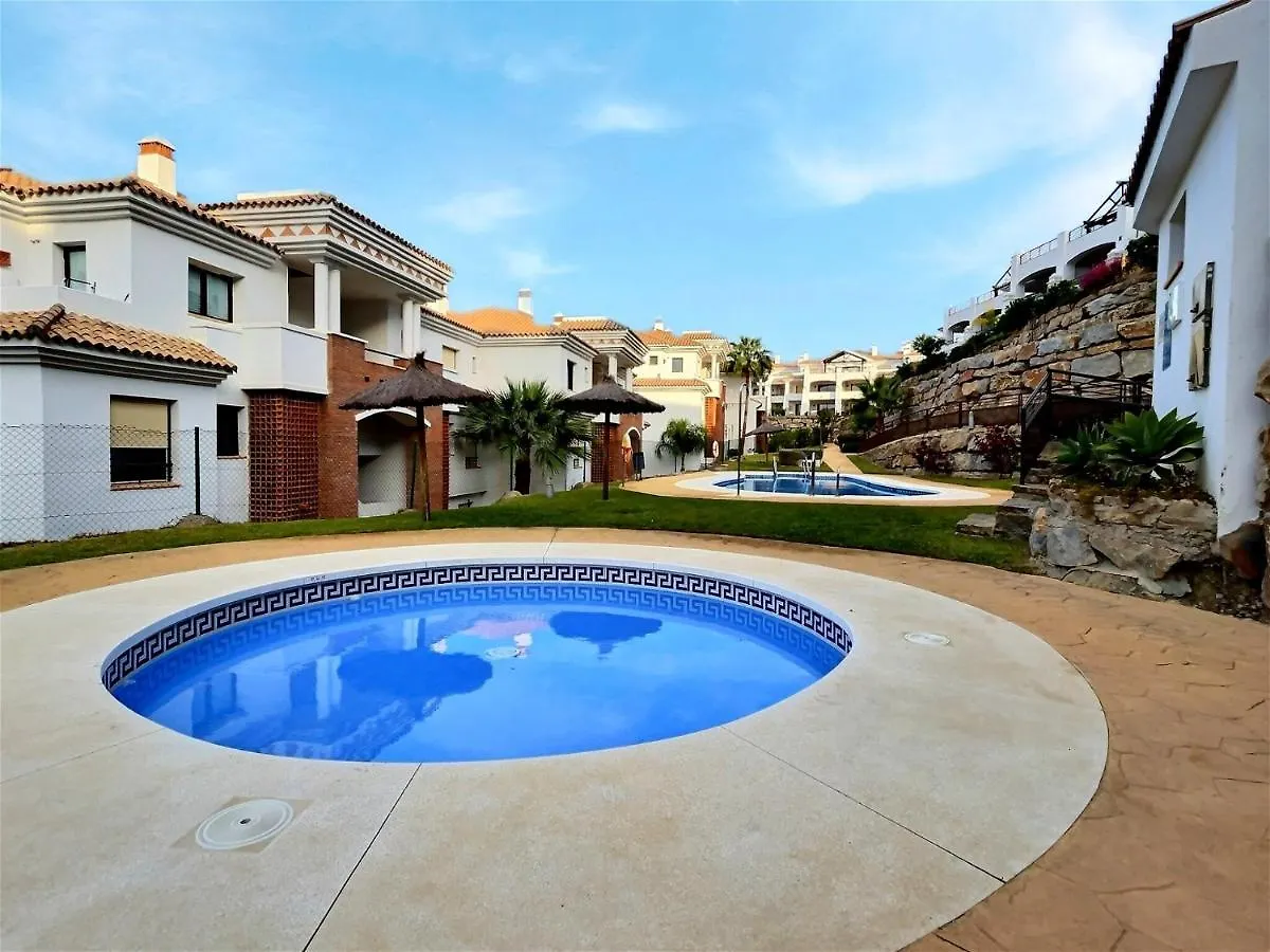 Spectacular 3 Bedroom Penthouse Apartment Casares 0*,