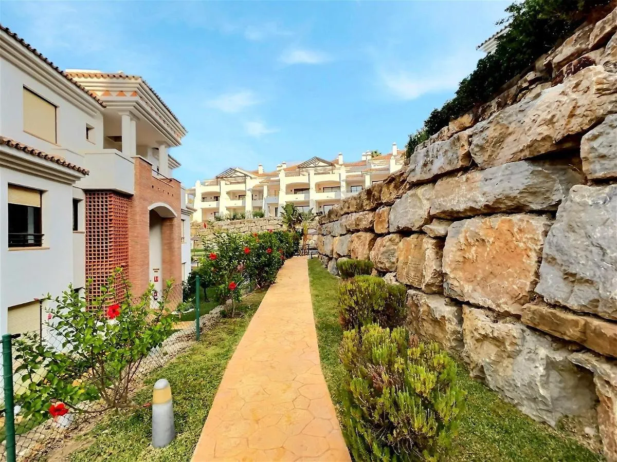 Spectacular 3 Bedroom Penthouse Apartment Casares 0*,